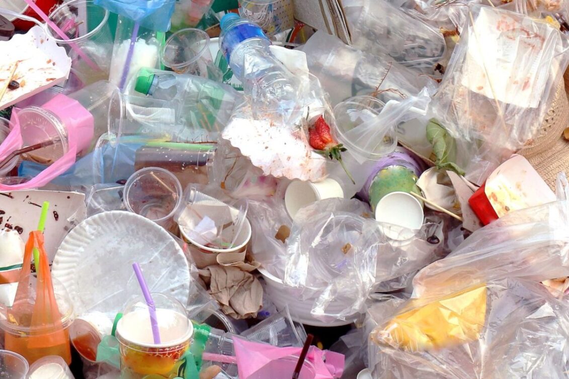 Međunarodnim sporazumom o plastici protiv korporacija